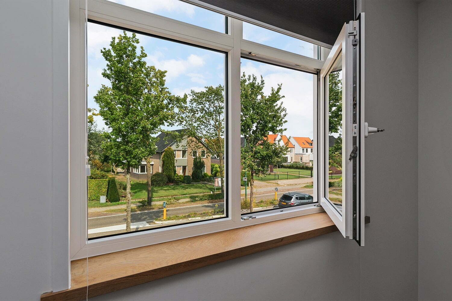 17_hi-resverkleind-open-raam